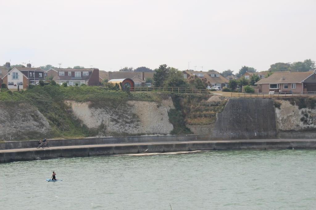 Spring Tide Cliff Top Glamping Pod With Direct Sea Views Birchington-on-Sea Bagian luar foto